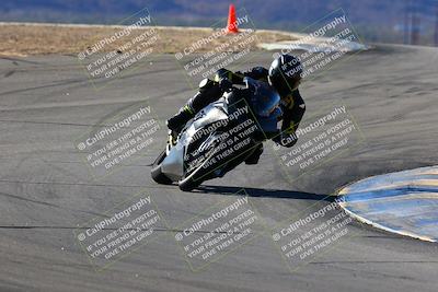 media/Jan-09-2022-SoCal Trackdays (Sun) [[2b1fec8404]]/Turns 9 and 8 (920am)/